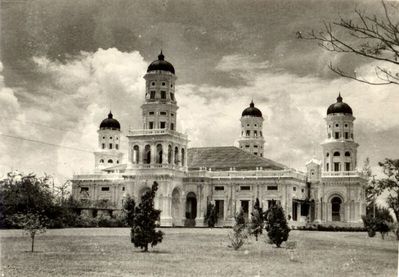 Sultan Abu Makar Mosque - JB 1955/6
Keywords: Mosque;Sultan Abu Makar