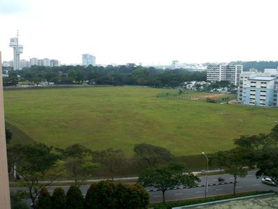 Formally Sussex Estate
Photo taken in July 2007 from a block of high rise flats overlooking the area where Sussex Estate was situated.  The t-shape building in the distance is the Singapore Telcom building located on Dover Road.
Keywords: Sussex Estate;2007