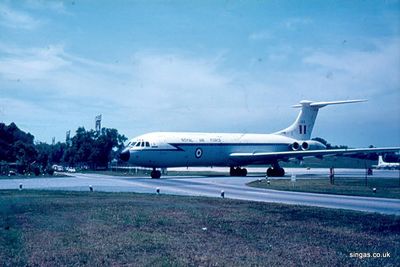 VC 10
Keywords: RAF Changi;Simon Moore;VC 10