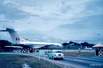 VC 10
Keywords: RAF Changi;Simon Moore;VC 10