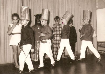 Christmas Play - West Coast Infant School
Thanks to Keith Simpson for a photo of a Christmas Play. Keith is unsure if it was performed at West Coast in 1967 or the RN School in 1968.  Keith is soldier No 1. 
Keywords: Keith Simpson;West Coast Infant School;Christmas Play