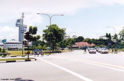 Dover Road
The junction of Dover Road and Clementi Road outside the Sussex Estate.  Slightly different view taken in 2001.
Keywords: Paul Edwick;Sussex Estate;Dover Road;Clementi Road;2001