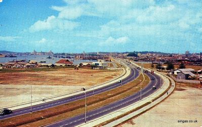 View of Nicholl Highway opened in August 1956
Keywords: Susan Perry;Nicholl Highway;1956