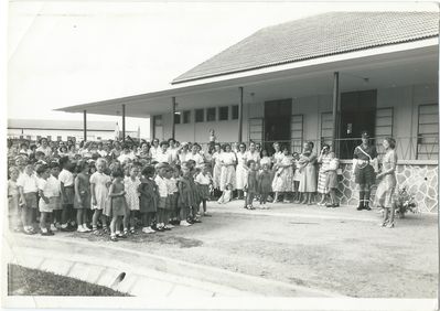 New School - Pasir Panjang
Lady O'Carroll-Scott, opening the school
Keywords: Ian Mackins