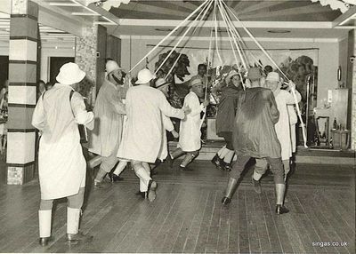 Oggy Night
The Oggy Night version of a Maypole Dance.  The fan the ribbons were attached to was never quite the same again.
Keywords: Lou Watkins;Oggy