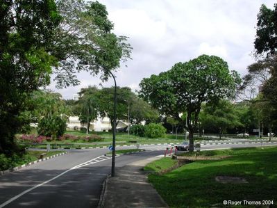 Looking down Portsdown Road
Looking down Portsdown Road from the entrance to Nepal Park toward Bouna Vista Road.
Keywords: Portsdown Road;Nepal Park;Bouna Vista Road;2003