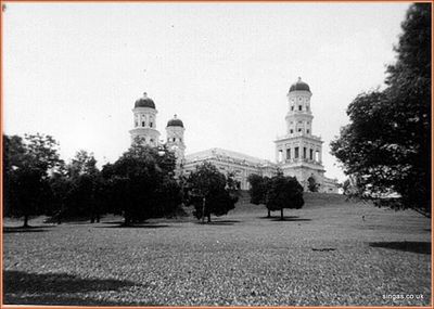 The Sultan of Johoreâ€™s Palace
The Sultan of Johoreâ€™s Palace â€“ Johore Bahru - 1964
Keywords: Sultan;Palace;Johore