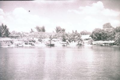 Down at the Fishing Ponds. Loved it there. Alan and I used to love night fishing there, sometimes the entire weekends, with the gas lights and the hordes of mosquitoes.
