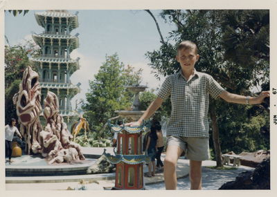 Tiger Balm Gardens June 1967
Me aged 12 on one the exhibits in Tiger Balm Gardens
Keywords: Tiger Balm Gardens;1967;Singapore