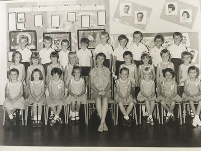 Class photo 1970
I am in the front row to the left of our teacher (I can't remember her name)
Middle row 2nd from right Sally Ann Walker, 4th from right Margo Fairbairn
Back row 2nd from right Rodney (can't remember his surname)
