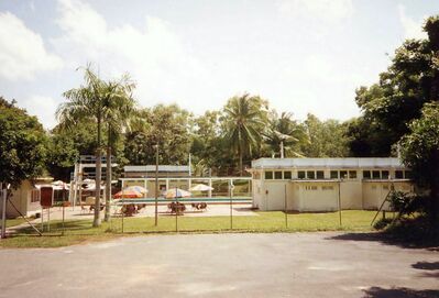 1988-Changi-Sergeants, Selerang (Army/fresh water) Pool, Calshot Rd
