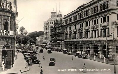 Pettah Street scene Colombo, Ceylon.
