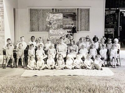 Changi Junior & Infants 1970/71
Elaine Eden (right) teacher
Keywords: Changi Junior & Infants;1970
